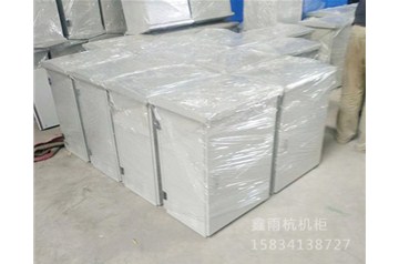 弱電機房項目中，如何選擇合適的網(wǎng)絡(luò )服務(wù)器機柜？