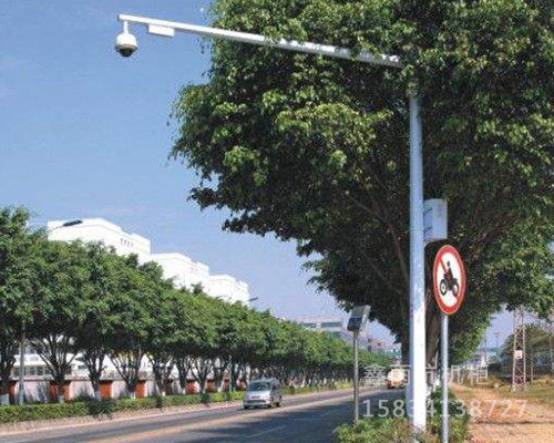 道路監控桿