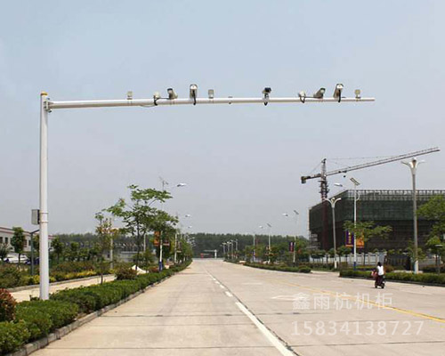 道路監控桿